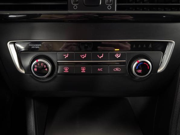 Kia Optima IV Рестайлинг с пробегом 2019 года, цена 1 539 000 рублей, 322000 км, седан, Автокод Объявления