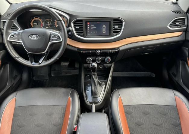 Lada (ВАЗ) Vesta I Рестайлинг (NG) с пробегом 2024 года, цена 1 280 000 рублей, 20000 км, седан, Автокод Объявления