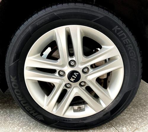 Kia Ceed III с пробегом 2019 года, цена 1 650 000 рублей, 136707 км, универсал, Автокод Объявления