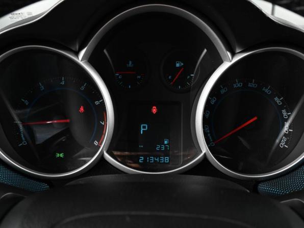 Chevrolet Cruze I Рестайлинг с пробегом 2015 года, цена 879 000 рублей, 213438 км, хэтчбек, Автокод Объявления