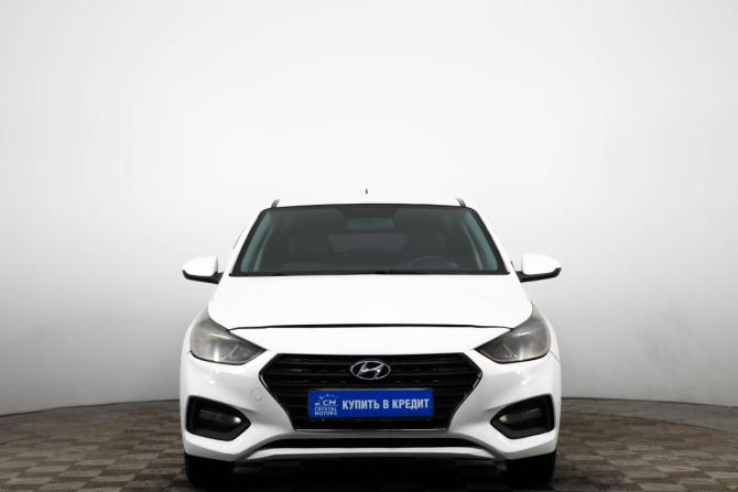 Hyundai Solaris II с пробегом 2017 года, цена 749 000 рублей, 588000 км, седан, Автокод Объявления