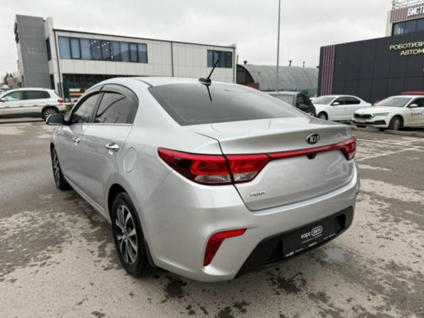 Kia Rio IV с пробегом 2018 года, цена 1 220 000 рублей, 154725 км, седан, Автокод Объявления