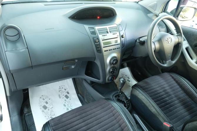 Toyota Vitz II (XP90) с пробегом 2009 года, цена 739 000 рублей, 137210 км, хэтчбек, Автокод Объявления