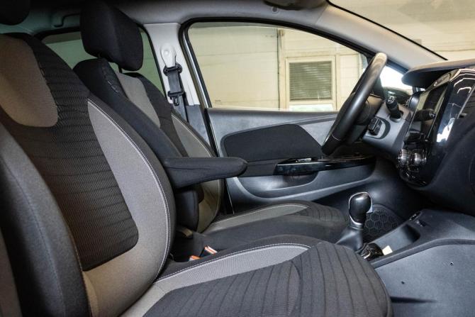 Renault Kaptur I с пробегом 2017 года, цена 1 449 000 рублей, 197145 км, внедорожник, Автокод Объявления