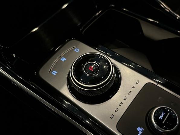 Kia Sorento IV с пробегом 2022 года, цена 4 499 000 рублей, 78726 км, внедорожник, Автокод Объявления