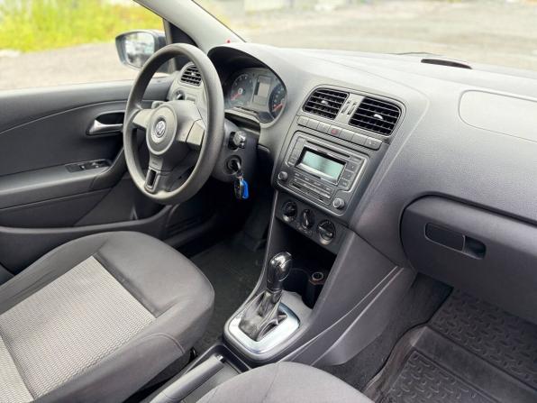 Volkswagen Polo V с пробегом 2013 года, цена 585 000 рублей, 234675 км, седан, Автокод Объявления