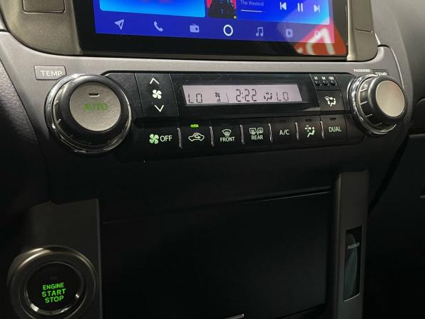Toyota Land Cruiser Prado 150 Series с пробегом 2011 года, цена 2 790 000 рублей, 187050 км, внедорожник, Автокод Объявления