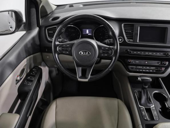 Kia Carnival III с пробегом 2018 года, цена 2 549 000 рублей, 109280 км, минивэн, Автокод Объявления