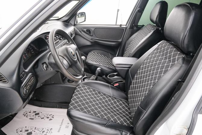 Chevrolet Niva I Рестайлинг с пробегом 2015 года, цена 629 000 рублей, 165000 км, внедорожник, Автокод Объявления