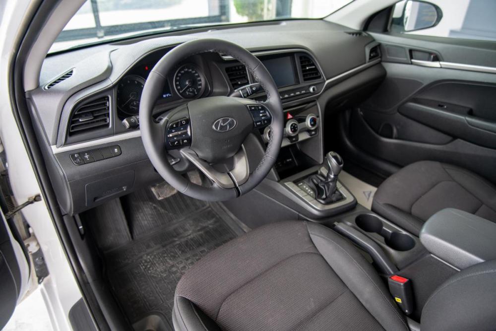 Hyundai Elantra VI (AD) Рестайлинг Ростов-на-Дону  - изображение 13