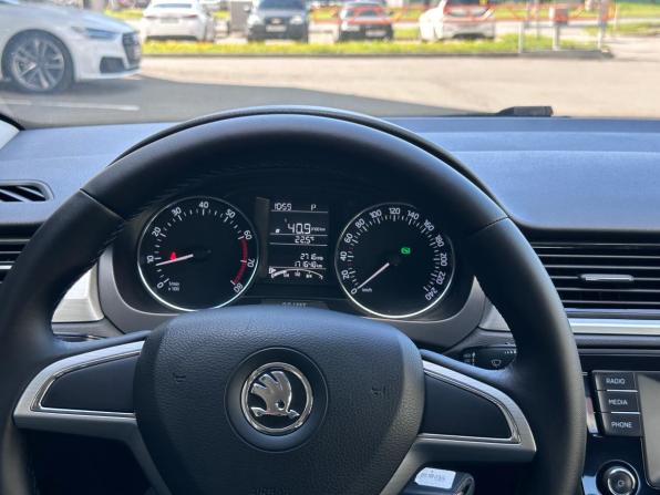 Skoda Rapid I с пробегом 2016 года, цена 1 070 000 рублей, 171650 км, лифтбек, Автокод Объявления