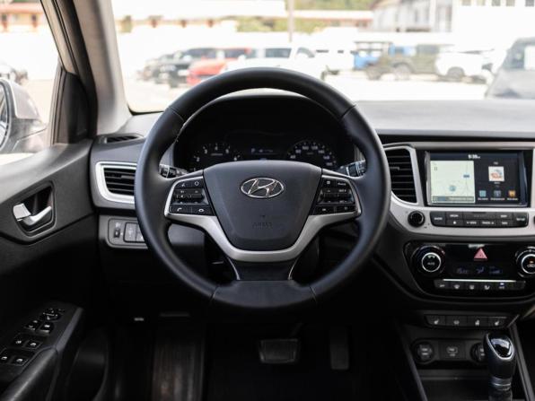 Hyundai Solaris II с пробегом 2019 года, цена 1 179 000 рублей, 198437 км, седан, Автокод Объявления