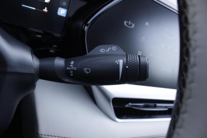 Geely Monjaro I с пробегом 2023 года, цена 2 995 000 рублей, 74302 км, внедорожник, Автокод Объявления