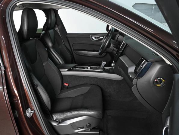 Volvo XC60 II с пробегом 2021 года, цена 4 399 000 рублей, 100062 км, внедорожник, Автокод Объявления