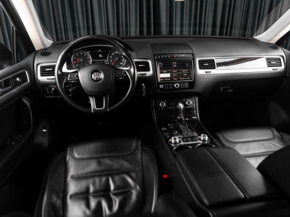 Volkswagen Touareg II Рестайлинг с пробегом 2016 года, цена 3 239 000 рублей, 189786 км, внедорожник, Автокод Объявления