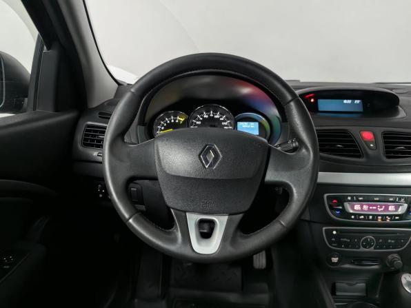 Renault Fluence I с пробегом 2011 года, цена 579 000 рублей, 235781 км, седан, Автокод Объявления