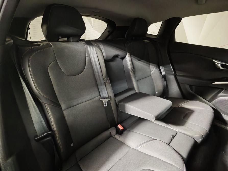 Volvo V40 Cross Country I Москва  - изображение 16