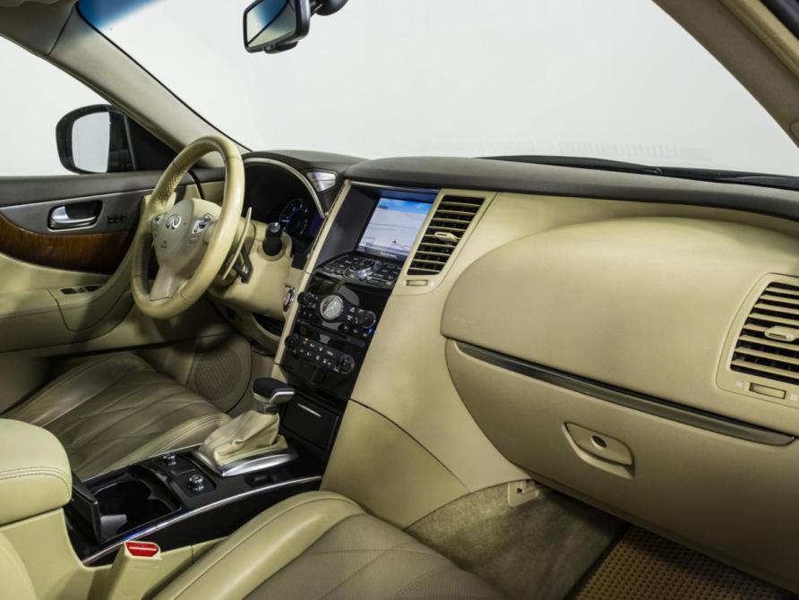 Infiniti QX70 Москва  - изображение 12