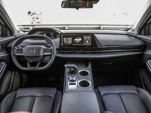 Changan CS55 Plus II с пробегом 2024 года, цена 2 308 000 рублей, 23702 км, внедорожник, Автокод Объявления