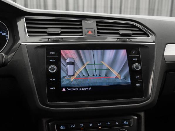 Volkswagen Tiguan II с пробегом 2018 года, цена 1 480 000 рублей, 207135 км, внедорожник, Автокод Объявления