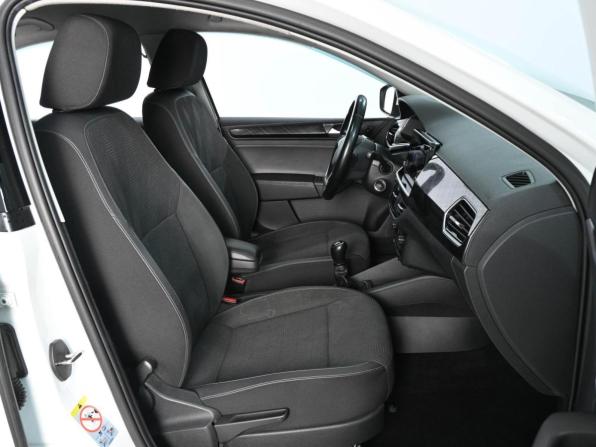 Volkswagen Polo VI с пробегом 2021 года, цена 1 719 000 рублей, 126906 км, лифтбек, Автокод Объявления
