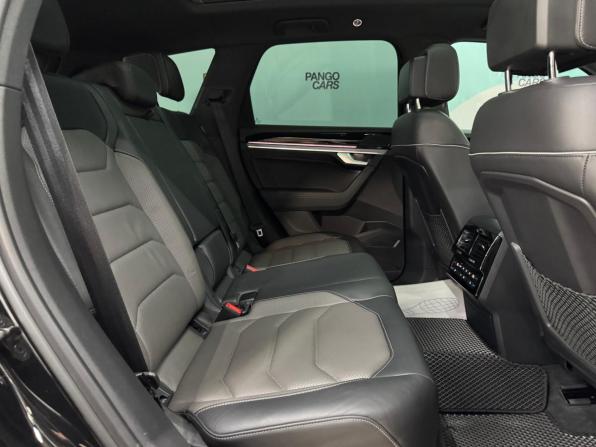 Volkswagen Touareg III с пробегом 2022 года, цена 7 400 000 рублей, 104157 км, внедорожник, Автокод Объявления