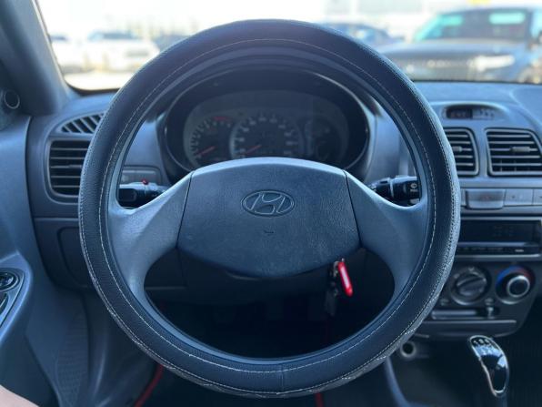 Hyundai Accent II Рестайлинг с пробегом 2005 года, цена 410 000 рублей, 322932 км, седан, Автокод Объявления