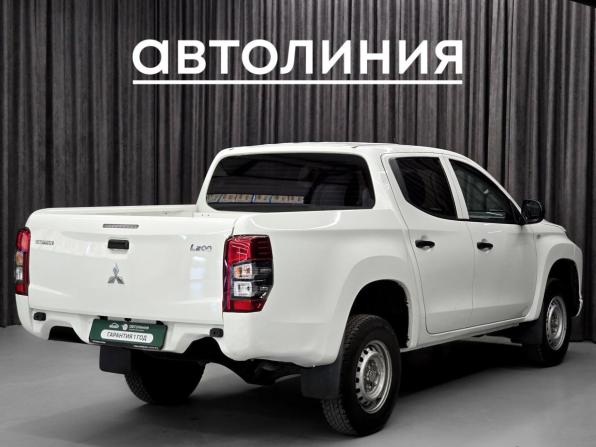 Mitsubishi L200 V Рестайлинг с пробегом 2019 года, цена 2 050 000 рублей, 160000 км, пикап, Автокод Объявления