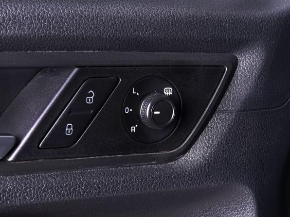 Volkswagen Caddy IV с пробегом 2020 года, цена 3 499 000 рублей, 143200 км, компактвэн, Автокод Объявления