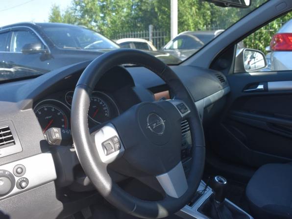 Opel Astra H Рестайлинг с пробегом 2013 года, цена 770 000 рублей, 74001 км, хэтчбек, Автокод Объявления