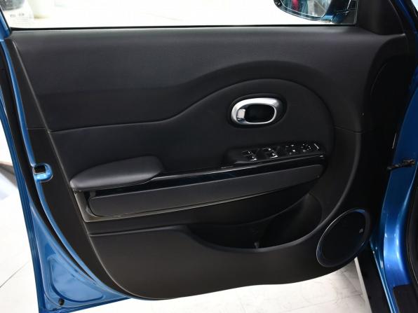 Kia Soul II Рестайлинг с пробегом 2018 года, цена 1 595 000 рублей, 99145 км, хэтчбек, Автокод Объявления