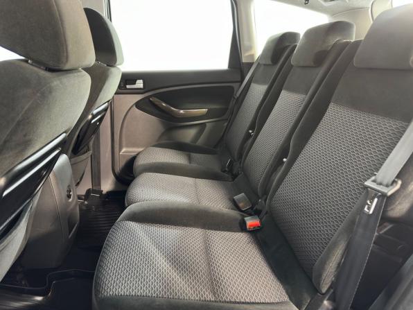 Ford C-MAX I Рестайлинг с пробегом 2008 года, цена 379 900 рублей, 206515 км, компактвэн, Автокод Объявления