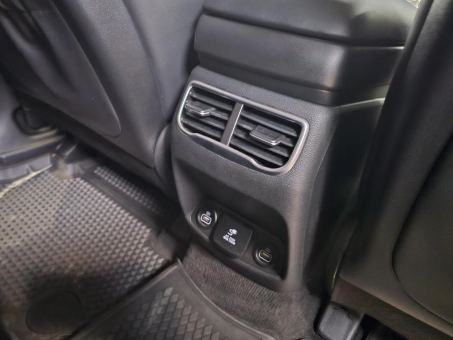 Hyundai Santa Fe IV Рестайлинг Москва  - изображение 19