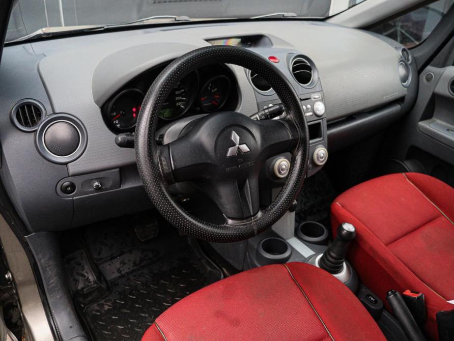Mitsubishi Colt VI (Z20/Z30) Москва  - изображение 10