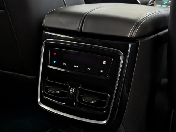 JETOUR X70 PLUS I Рестайлинг с пробегом 2025 года, цена 2 600 000 рублей, 20381 км, внедорожник, Автокод Объявления