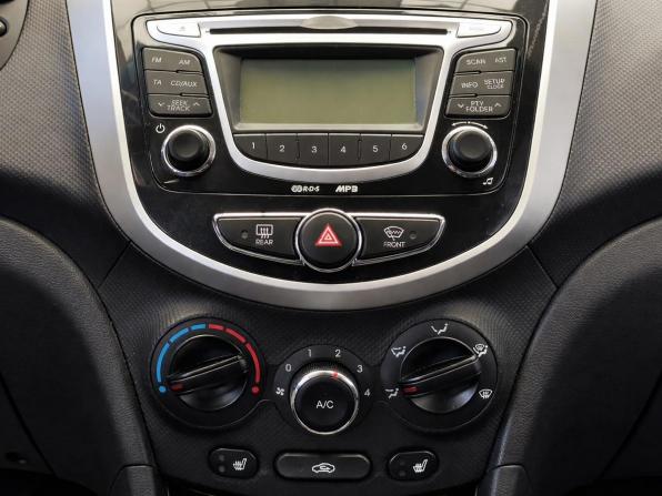 Hyundai Solaris I с пробегом 2011 года, цена 947 000 рублей, 59395 км, седан, Автокод Объявления