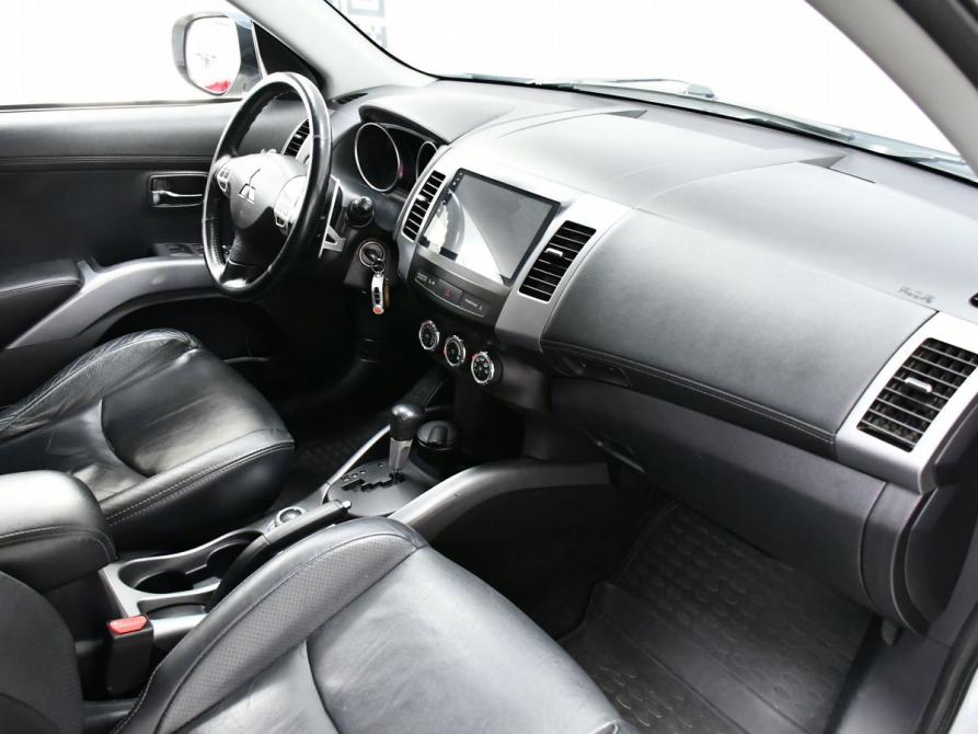 Mitsubishi Outlander II Рестайлинг Новосибирск  - изображение 26