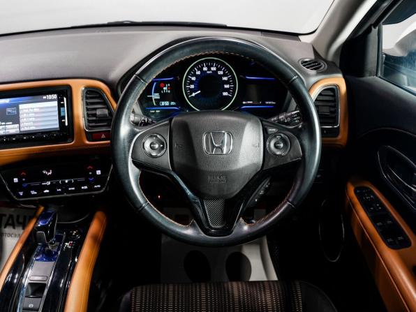 Honda Vezel I с пробегом 2015 года, цена 1 525 000 рублей, 141013 км, внедорожник, Автокод Объявления