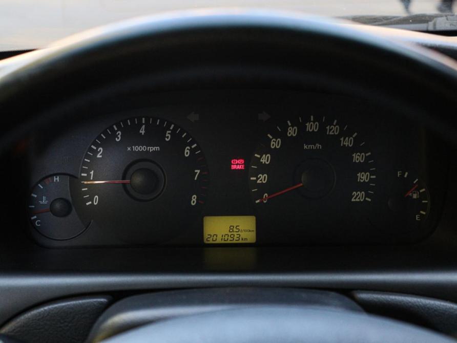 Hyundai Elantra III (XD2) Рестайлинг Москва  - изображение 14
