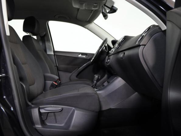 Volkswagen Tiguan I Рестайлинг с пробегом 2011 года, цена 1 119 000 рублей, 257636 км, внедорожник, Автокод Объявления
