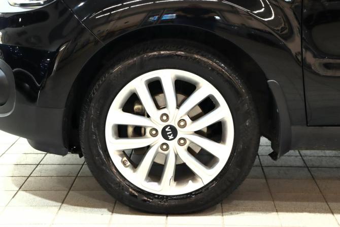 Kia Soul II Рестайлинг с пробегом 2017 года, цена 1 549 000 рублей, 75491 км, хэтчбек, Автокод Объявления