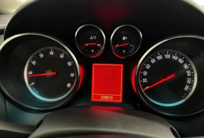Opel Astra H Рестайлинг с пробегом 2011 года, цена 550 000 рублей, 220001 км, хэтчбек, Автокод Объявления