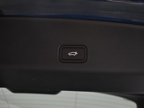 Geely Monjaro I с пробегом 2023 года, цена 3 048 790 рублей, 48778 км, внедорожник, Автокод Объявления