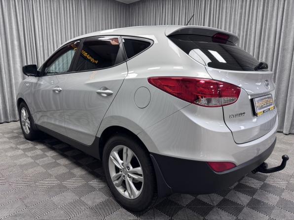 Hyundai ix35 I с пробегом 2011 года, цена 1 200 000 рублей, 232722 км, внедорожник, Автокод Объявления