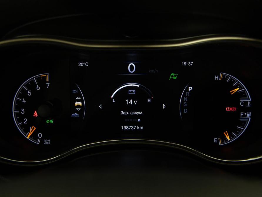 Jeep Grand Cherokee IV (WK2) Рестайлинг Санкт-Петербург  - изображение 14