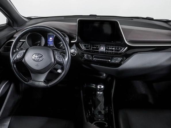 Toyota C-HR I с пробегом 2019 года, цена 2 250 000 рублей, 81247 км, внедорожник, Автокод Объявления
