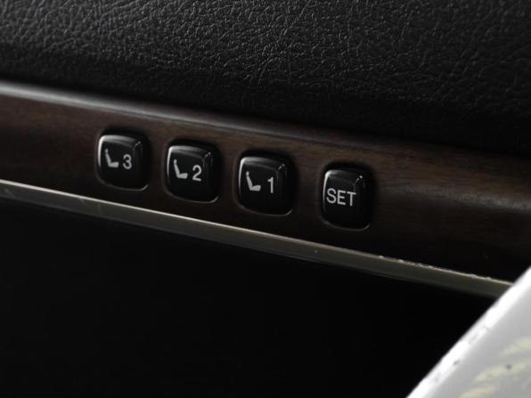 Toyota Land Cruiser 200 Series Рестайлинг 2 с пробегом 2015 года, цена 5 399 000 рублей, 268109 км, внедорожник, Автокод Объявления