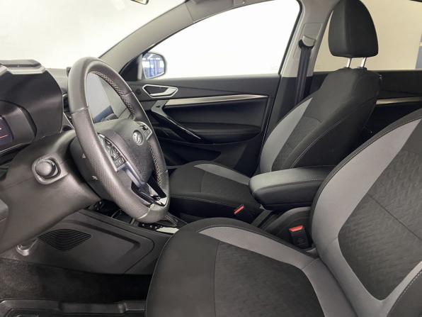 Lada (ВАЗ) Vesta I Рестайлинг (NG) с пробегом 2024 года, цена 1 370 000 рублей, 41590 км, седан, Автокод Объявления