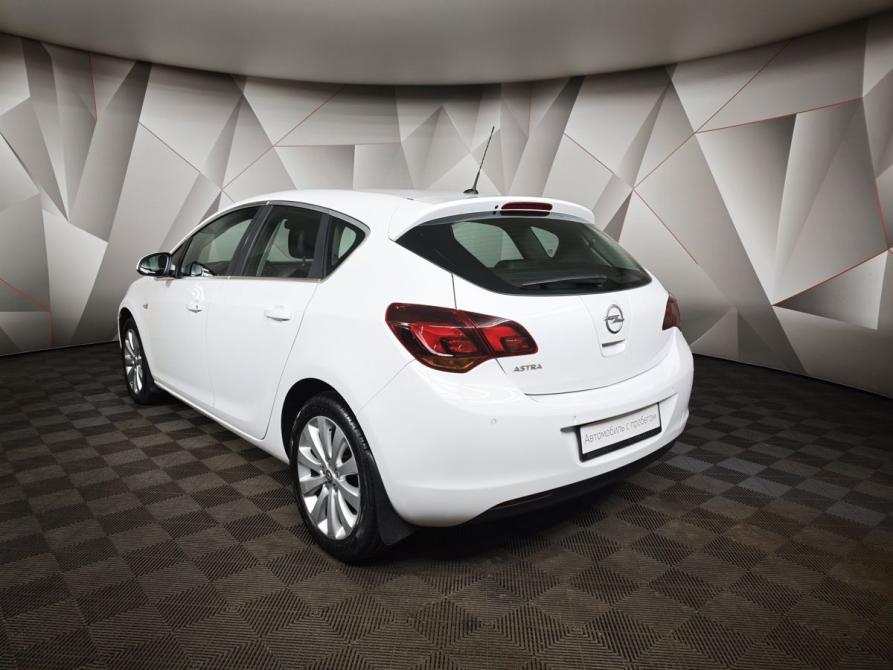 Opel Astra J Москва  - изображение 4