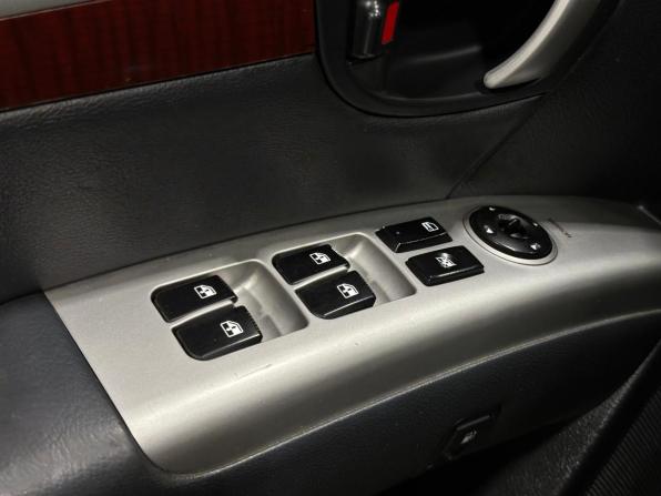 Hyundai Santa Fe II с пробегом 2006 года, цена 680 000 рублей, 315877 км, внедорожник, Автокод Объявления
